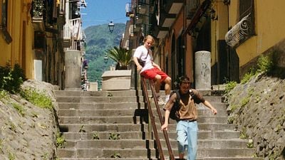 image de la news Premières images : la bande-annonce de ce premier film français, remarqué par la critique et pré-sélectionné pour les Oscars, dévoile sa bande-annonce