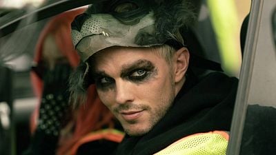 image de la news Premières images : c'est l'un des films d'action événements de la rentrée 2026 ! Avec Nicholas Hoult et Zoë Kravitz au casting