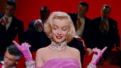 image de la news Les Hommes préfèrent les blondes sur Arte : "Je n’ai rien fait de mal !"... Ces photos de Marilyn Monroe ont failli torpiller le film