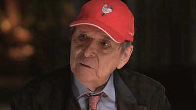 image de la news "Quand on parle fric, il perd son humour" : quand le réalisateur des Visiteurs s'accrochait avec cette star qui voulait à tout prix jouer dans le film