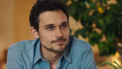 image de la news Ici tout commence : "Les engueulades sont les scènes les plus amusantes à jouer...", Fabian Wolfrom revient sur les disputes entre Louis, Rose et Clotilde