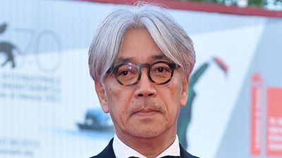 image de la news Mort du compositeur oscarisé Ryūichi Sakamoto, qui avait mis en musique l'un des films les plus fous de DiCaprio