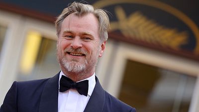 image de la news "Si je tombe dessus à la TV, je ne pourrai pas zapper" : Christopher Nolan est ultra fan de cette comédie !