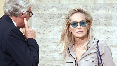 image de la news "Je l’ai supplié de ne pas le faire" : Sharon Stone a tenté en vain de convaincre ce réalisateur culte d'abandonner ce film maudit