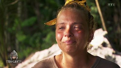 image de la news "Je réalise pas", Pauline (Koh-Lanta) fond en larmes avant l’épreuve d’orientation