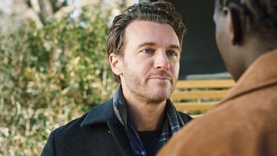 image de la news Ici tout commence sur TF1 : les galères s'enchaînent pour Stanislas, il annonce une mauvaise nouvelle