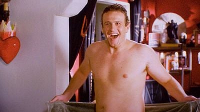 image de la news "Pourquoi tu ne me l'as pas dit ?" : avec cette comédie culte des années 2000, Jason Segel a mis sa mère dans l'embarras