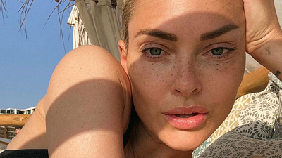 image de la news Surprise, Caroline Receveur publie ses premiers messages échangés avec Hugo Philip