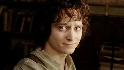 image de la news "Il a fondu en larmes" : il y a près de 25 ans, Peter Jackson n'a pas pu s'empêcher d'éclater en sanglots en tournant cette scène du Seigneur des Anneaux