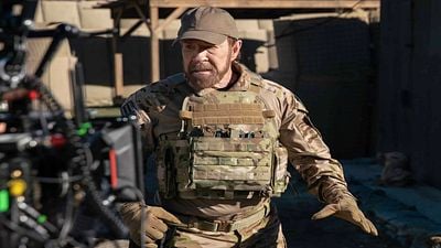 En 2024, Chuck Norris revient au cinéma dans Agent Recon