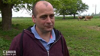 image de la news Charles (L’amour est dans le pré) touché par Cupidon : ce nouveau cliché de sa chérie Marilia en dit long !