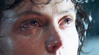 image de la news C'est l'une des meilleures héroïnes du cinéma d'action : depuis 46 ans, elle n'a rien à envier à Stallone, Statham ou Schwarzenegger