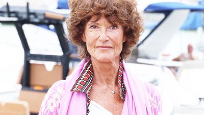 image de la news Un Si Grand Soleil : la guerre Catherine-Elisabeth, le rebondissement de taille, son avenir avec Alain... Les confidences de Chrystelle Labaude