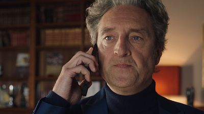 image de la news Ici tout commence : A qui Teyssier téléphone-t-il à la fin de l'épisode pour l'aider à stopper Ferdinand ? On a la réponse