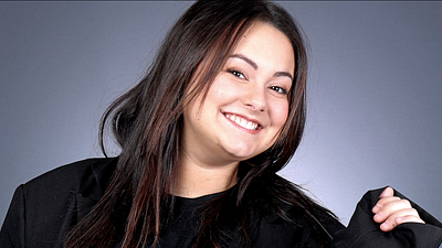 image de la news "C’est mon choix" : Lou Pernaut recadre sévèrement Laurent Fontaine