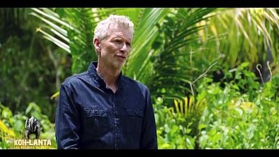 image de la news Koh-Lanta : ce que Denis Brogniart s’est “permis de dire à la production” !