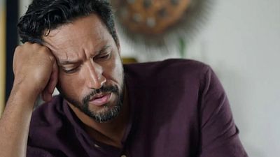 image de la news Demain nous appartient en avance : Aaron est-il lié à Vahina ?... Ce qui vous attend la semaine du 2 au 6 février 2026 [SPOILERS]