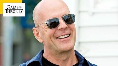 image de la news "Je suis dans l'image et je vous emm***" : une scène légendaire de Game of Thrones presque gâchée par Bruce Willis ?