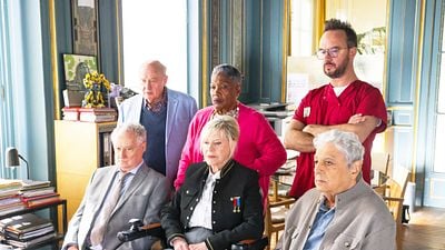 image de la news Maison de retraite sur TF1 : faut-il avoir vu les films avec Kev Adams pour comprendre la série ?