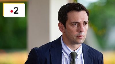 image de la news Meurtres au paradis : l'épisode de Noël 2024 se dévoile... avec le remplaçant de l'inspecteur Neville Parker !