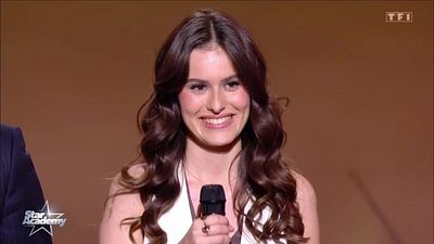 image de la news Star Academy : Jeanne partage “les dessous” de son clip et un détail pas vu à la télé