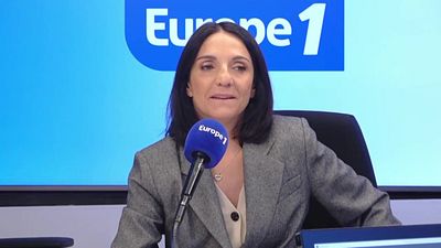 image de la news Séquence télé culte : Florence Foresti dévoile les coulisses de son sketch sur Isabelle Adjani vu dans On n’est pas couché…