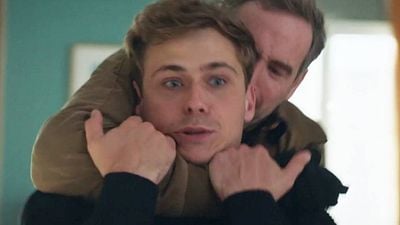 image de la news Demain nous appartient : après Basile, le stalker d'Erica s’en prend à Bart !