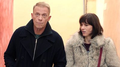 image de la news Plus belle la vie en avance : Eric et Laura font face à la police... Ce qui vous attend la semaine du 16 au 20 février 2026 [SPOILERS]