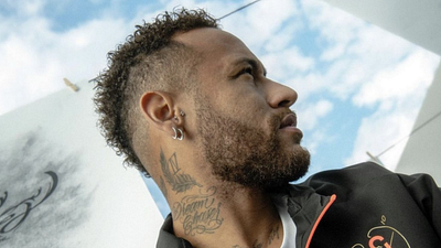 image de la news "Les ravages de la stupidité" : le footballeur Neymar s'attire la foudre des internautes après un live Twitch