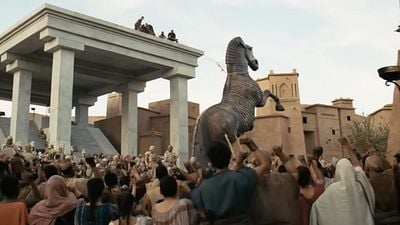 image de la news L’Odyssée : le Cheval de Troie dans toute sa splendeur dans les nouvelles images du blockbuster de Christopher Nolan