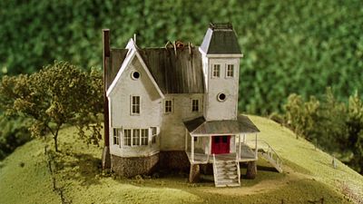 image de la news Ce soir en streaming : il y a 37 ans, tous les ados des années 90 ont rêvé devant ce film fantastique culte signé Tim Burton