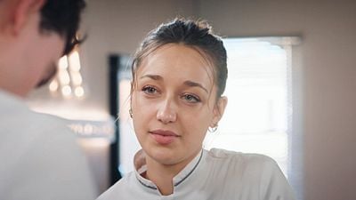image de la news Ici tout commence sur TF1 : un nouveau coup de cœur pour Jasmine ? L'élève est charmée par l'un de ses camarades !