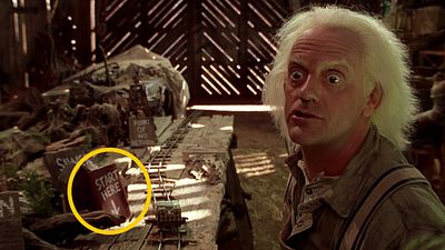 image de la news Retour vers le futur : en 35 ans, même les plus grands fans de la saga n'ont jamais fait attention à ce petit livre, caché à 47 minutes du troisième film