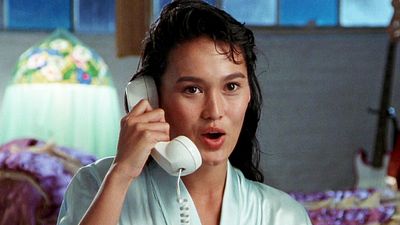 image de la news Depuis 33 ans, quand on tombe sur cette comédie culte des années 90 à la télé, impossible de changer de chaîne