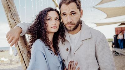 image de la news Demain nous appartient : "Ils en meurent d’envie"... Nordine et Manon bientôt mariés ?