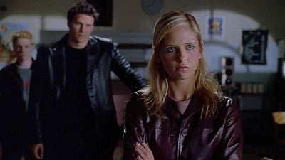 image de la news Buffy contre les vampires : malgré le projet de reboot annulé, cette star de la série révèle ne jamais avoir été contactée pour reprendre son rôle !