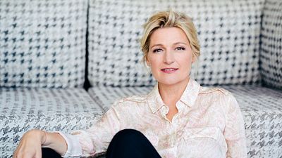image de la news “Ça peut être épuisant”, les confidences d'une ancienne collaboratrice d’Anne-Elisabeth Lemoine sur l’animatrice de C à vous