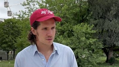 image de la news "C'est un film générationnel, ancré dans l'époque" : en balade avec Abraham Wapler pour parler de Microstar et son parcours de jeune acteur