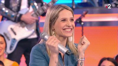 image de la news Exclu. N’oubliez pas les paroles : “On sait qu’il n’y a pas que le travail”, Cindy franchit les 100 000 euros et réagit !