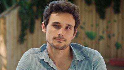 image de la news Ici tout commence sur TF1 : "La démarche de Louis est ambiguë...", Fabian Wolfrom en dit plus sur les intentions de son personnage envers Jasmine