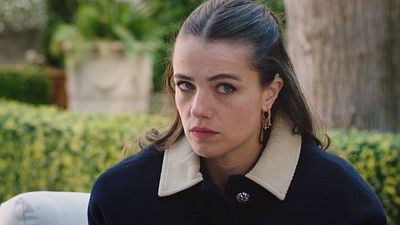 image de la news Ici tout commence sur TF1 : Etienne Castelmont entre en scène, va-t-il sauver l'Institut face à la vengeance de Romain Valdine ?