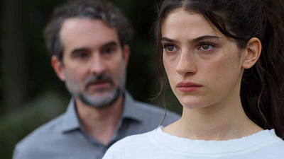 image de la news Sterling Point : numéro 1 en France dès sa sortie, la série va avoir une saison 2 !