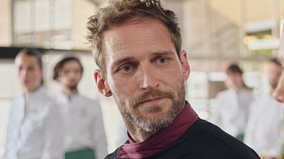 image de la news Ici tout commence sur TF1 : coup de théâtre, Fleur reçoit le soutien de Péniac après sa rupture avec Lionel !