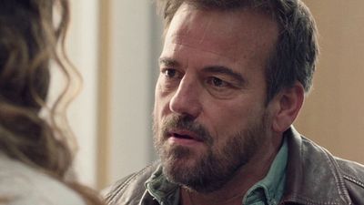 image de la news Plus belle la vie en avance : Jean-Paul découvre la vérité sur Léa et Apolline... Ce qui vous attend la semaine du 16 au 20 mars 2026 [SPOILERS]