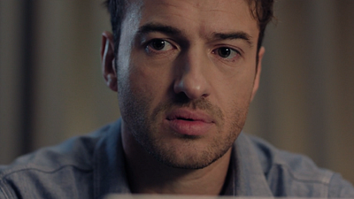 image de la news Plus belle la vie : ce personnage bien connu des fans est-il responsable de la mort d'Alix ? Samuel fait une découverte inattendue