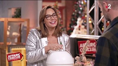 image de la news Julia Vignali manque de casser un bel objet dans Affaire Conclue (vidéo)