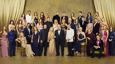 image de la news Les Feux de l'amour sur TF1 : divorcé dans les années 1990, ce couple phare se remarie en grandes pompes !