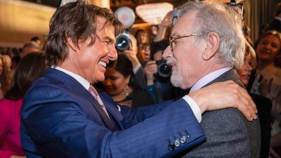 image de la news "Tu as sauvé les miches d'Hollywood !" : Tom Cruise félicité par Spielberg dans une vidéo géniale