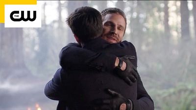 image de la news The Flash : le retour de Stephen Amell en Green Arrow dans la bande-annonce de l'épisode 9