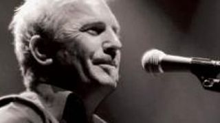 image de la news Kevin Costner en concert à Paris : la vidéo !